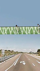 Ejemplo de puente elevado peatonal y ciclista